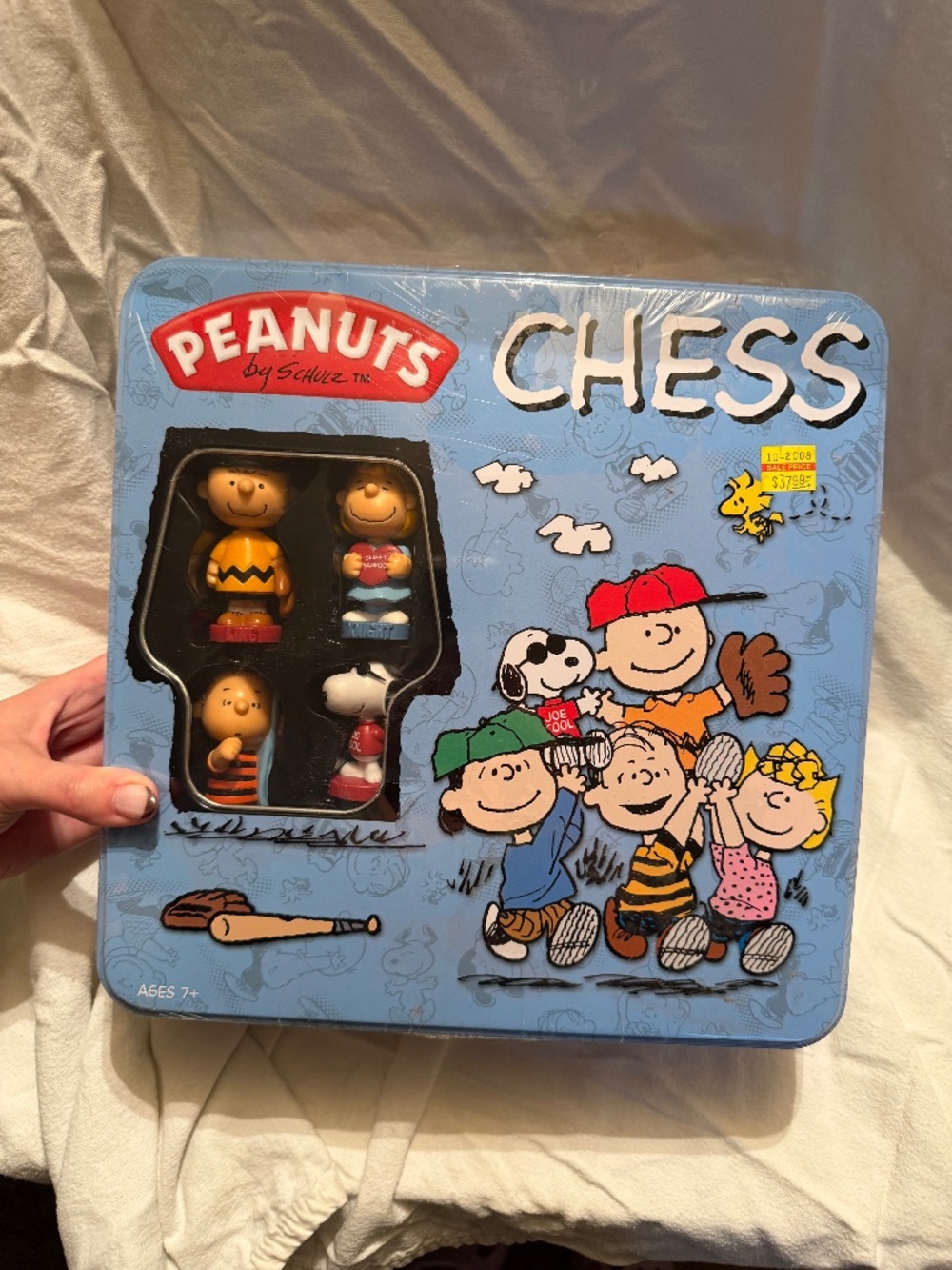 Peanuts Chess Game 32 Pieces Board In Metal Box New Sealed